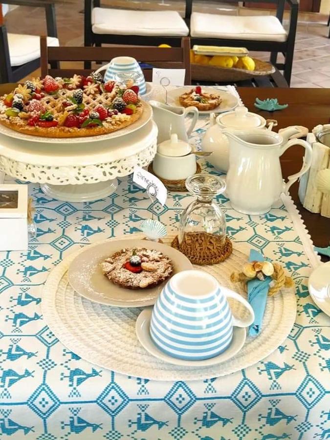 Sa Domu Sarda Suites - Bed & Breakfast Porto Columbu - Perd'E Sali Екстериор снимка
